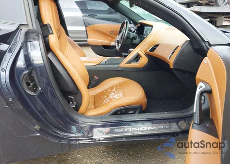 2014 Chevrolet Corvette Stingray Z51 z USA, uszkodzony, nr VIN 1G1YM2D74E5112913